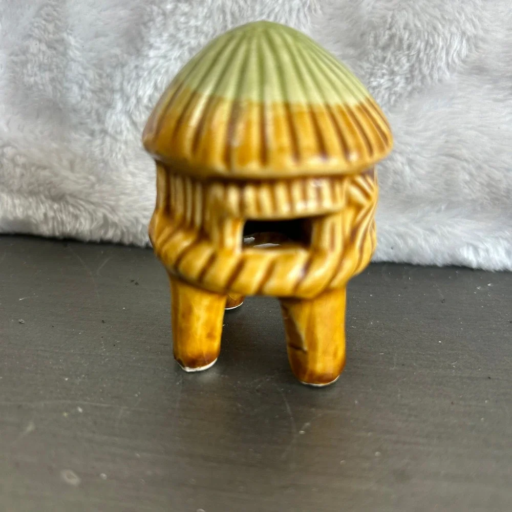 Vintage Mid Century Modern Miniature Hut Figurine Ceramic hut Tahiti Collectible